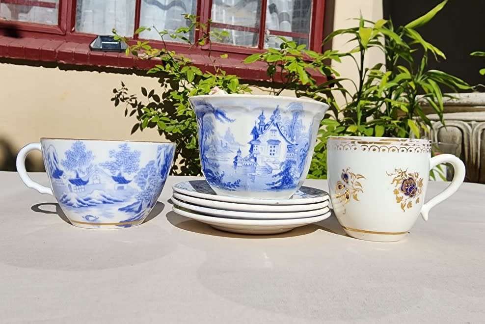 English Porcelain A 240 Year Old! (circa 1780) Caughley England